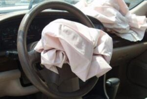 airbag injuries in accidents, rollover, flipping over, car accident attorney, experienced car accident attorney